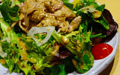 Warme salade met mosterdkip
