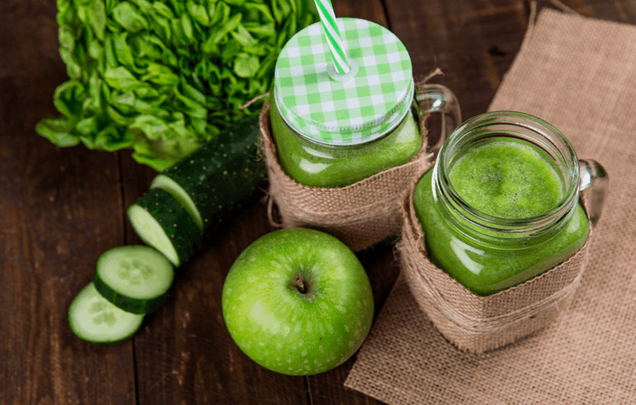 Frisse appel-kaneel smoothie met komkommer