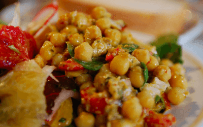 Kikkererwtensalade met Tahin